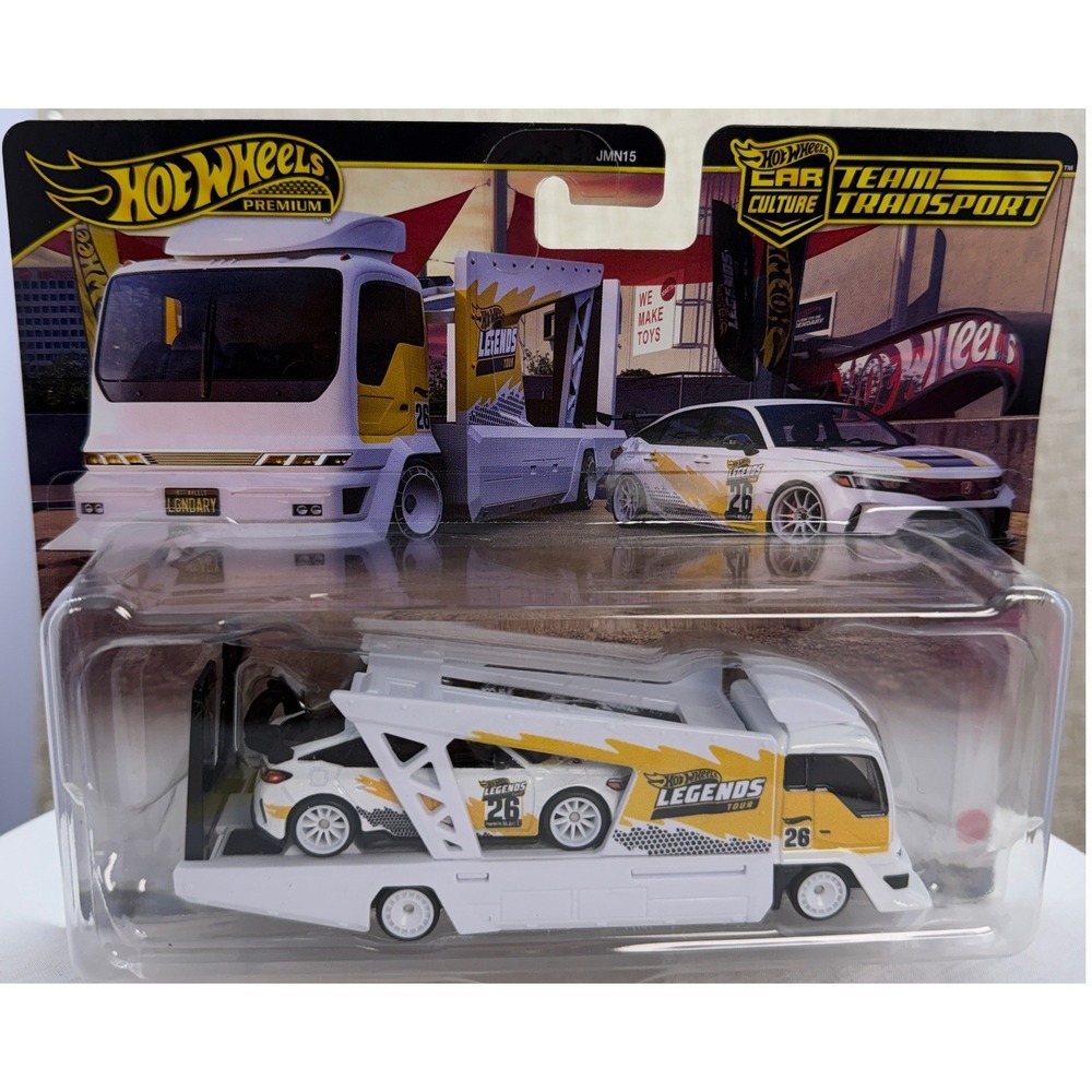 Hot Wheels Premium Team Transport 24 Honda Civic Type R Fleet Street JMN15 White